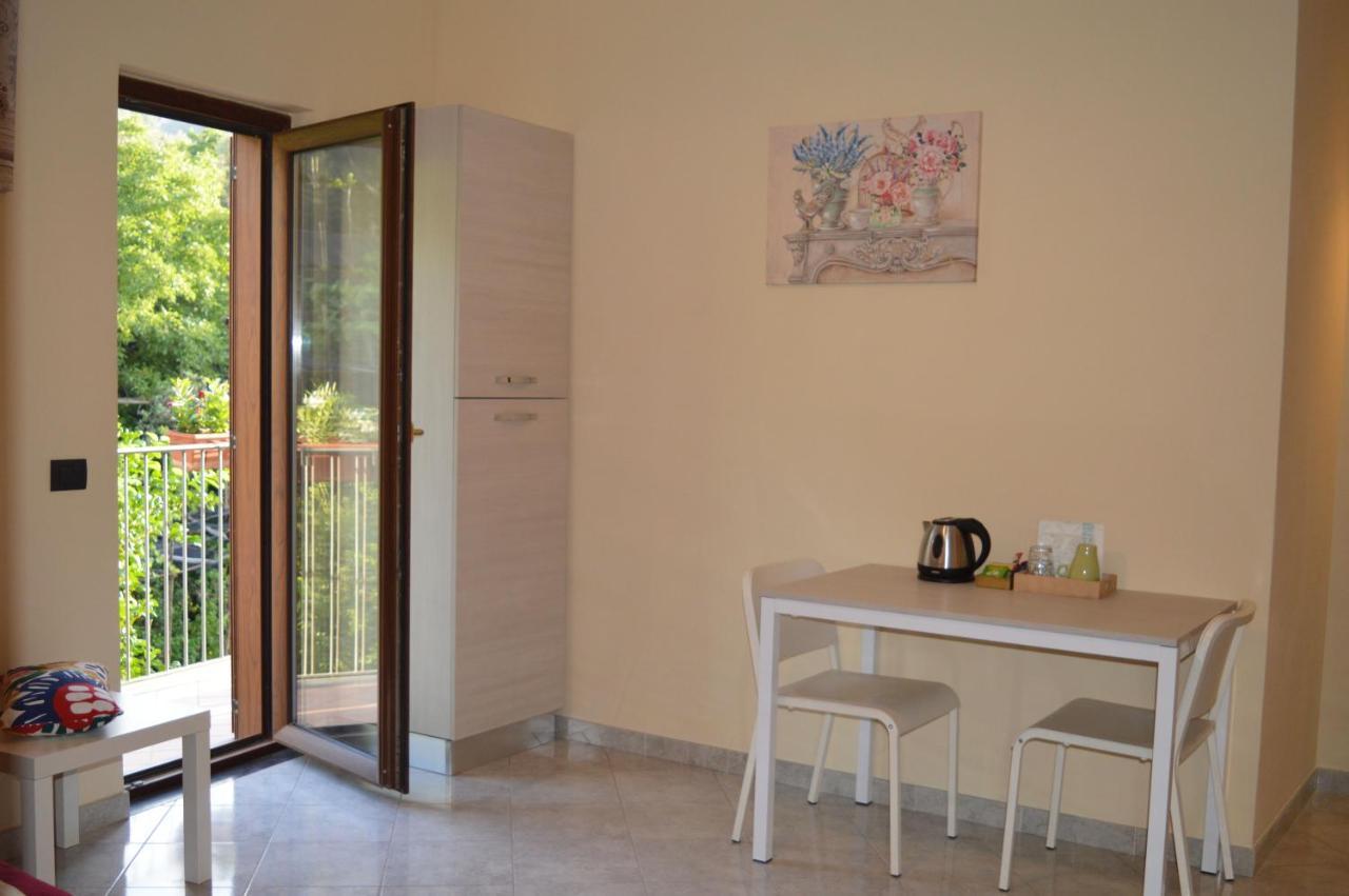 Bed and Breakfast Il Rivolo Sorrent Exterior foto